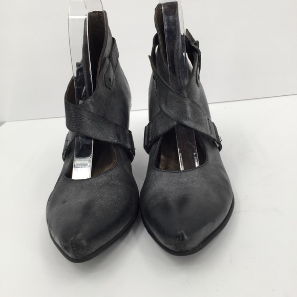 Fidji gray criss cross distressed leather bootie shoe gray strap women 36.5 6 - Picture 4 of 9